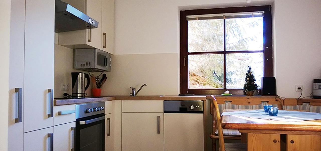 Ferienwohnung 4 Personen Alleinlage Am Wald Naehe Skigebiet Hochzeiger แยร์สเซินส์ ภายนอก รูปภาพ