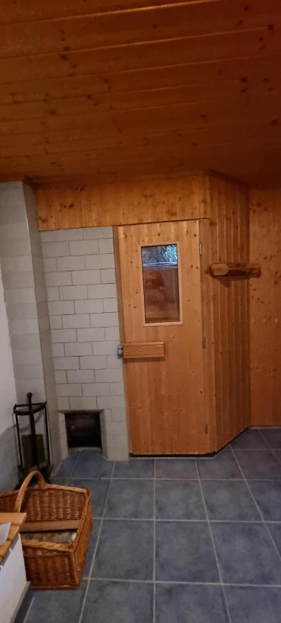 Ferienwohnung 4 Personen Alleinlage Am Wald Naehe Skigebiet Hochzeiger แยร์สเซินส์ ภายนอก รูปภาพ